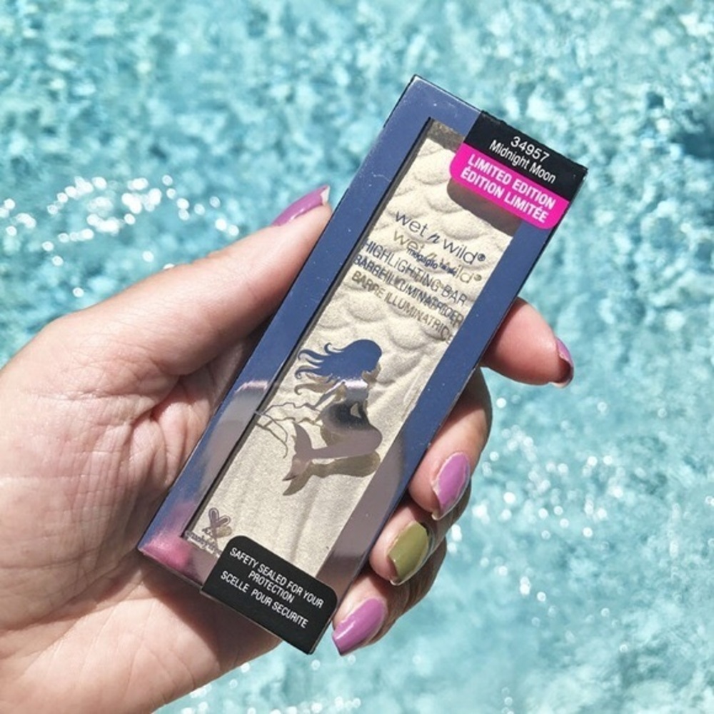 Wet n’ Wild Highlighter in Midnight Moon